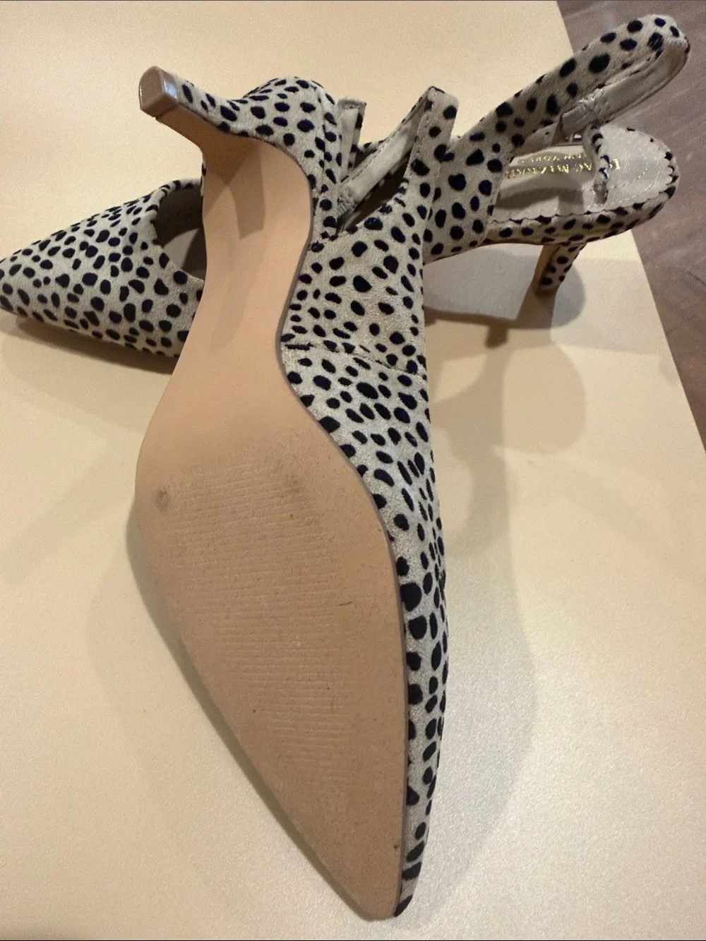 Isaac Mizrahi Beige Leopard Print Pointed Slingback Heels